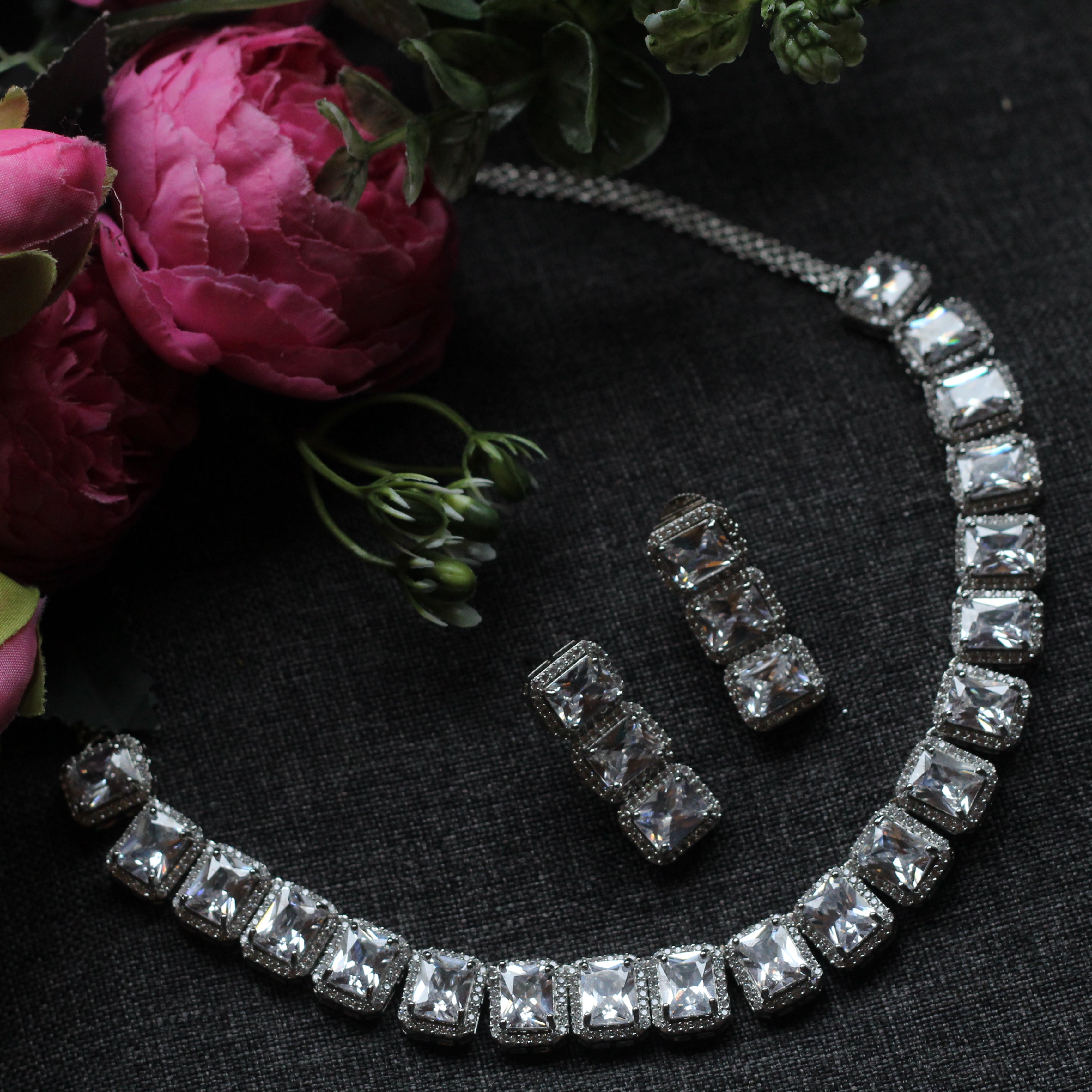 ELEANOR ZIRCONIA NECKLACE SET