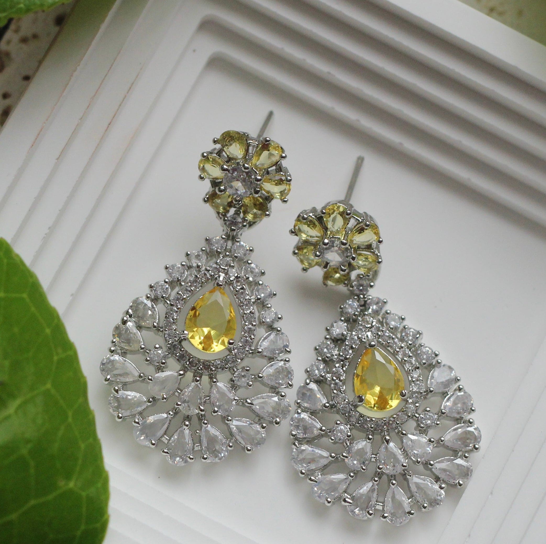 JASMINE ZIRCONIA EARRINGS