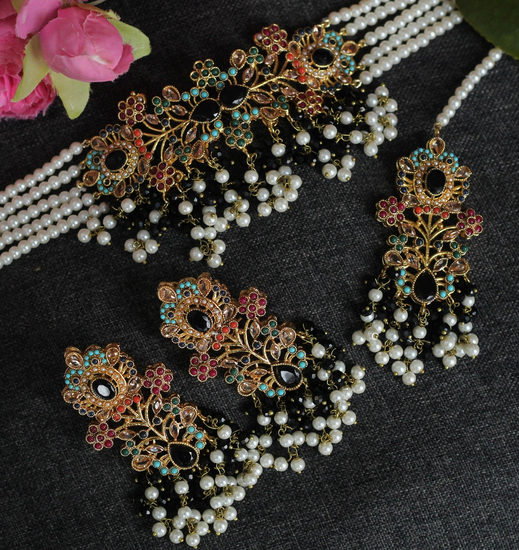 VELORA NECKLACE JEWELLERY