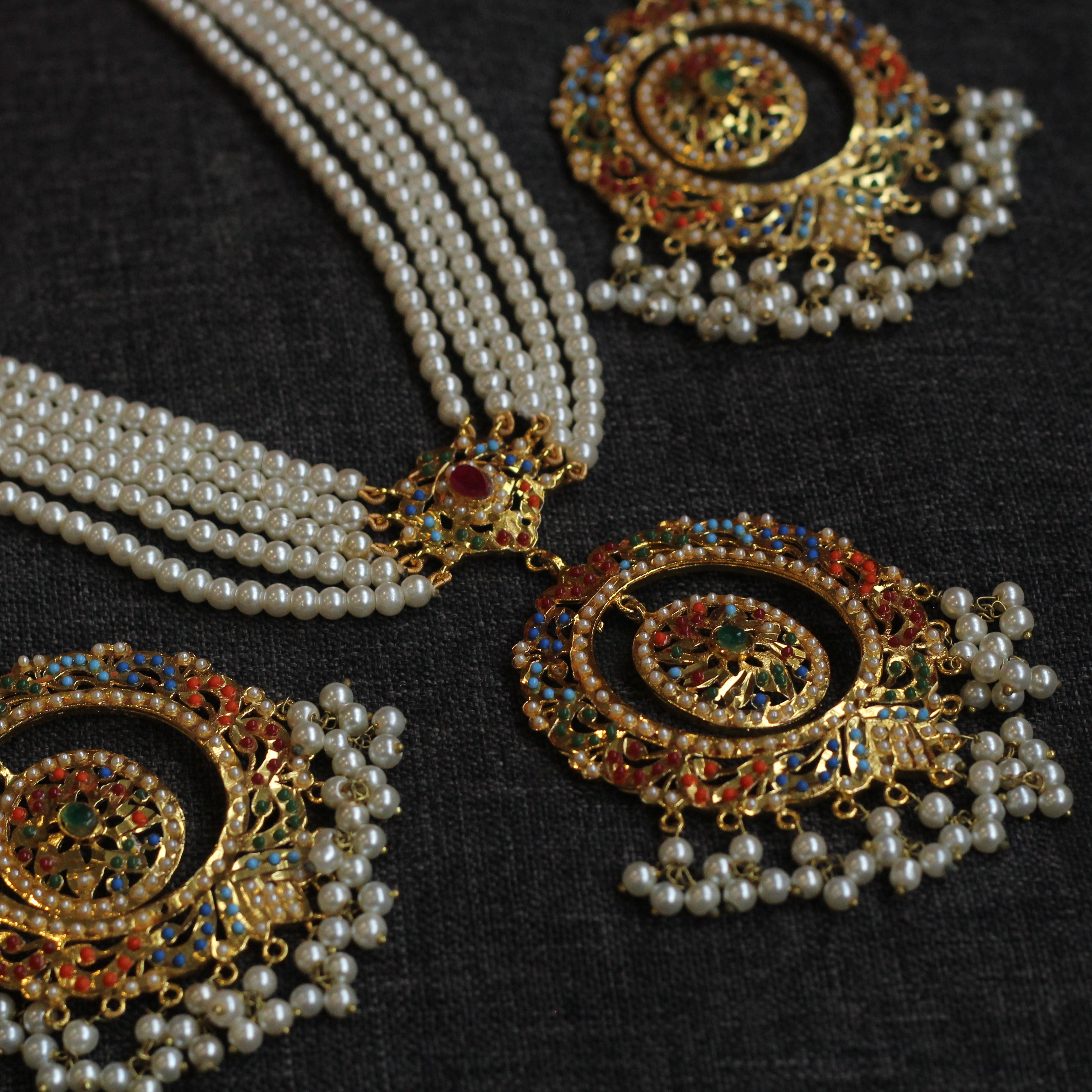 DIL-E-BAHAR LONG NECKLACES