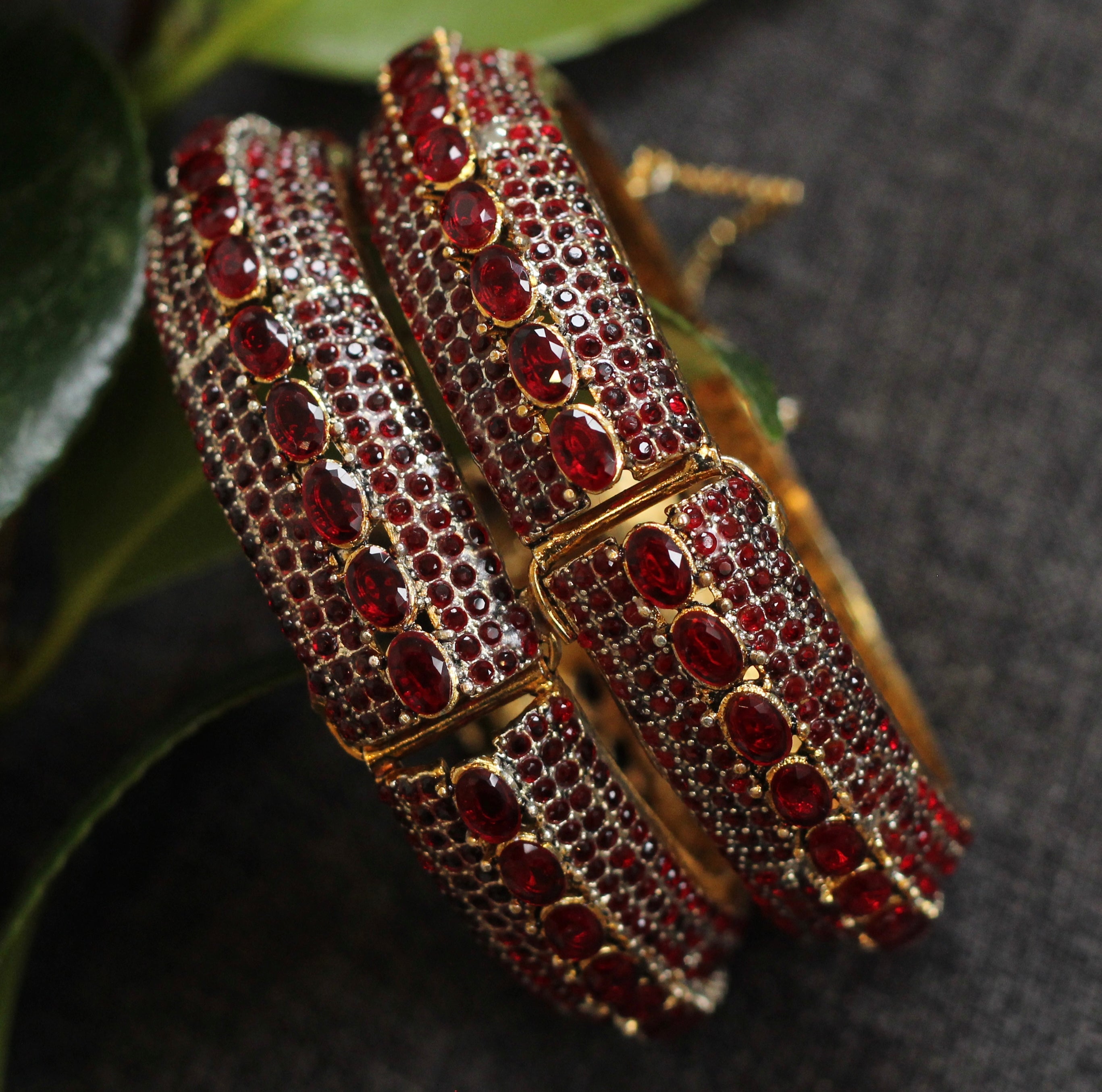SPARK O F BANGLES