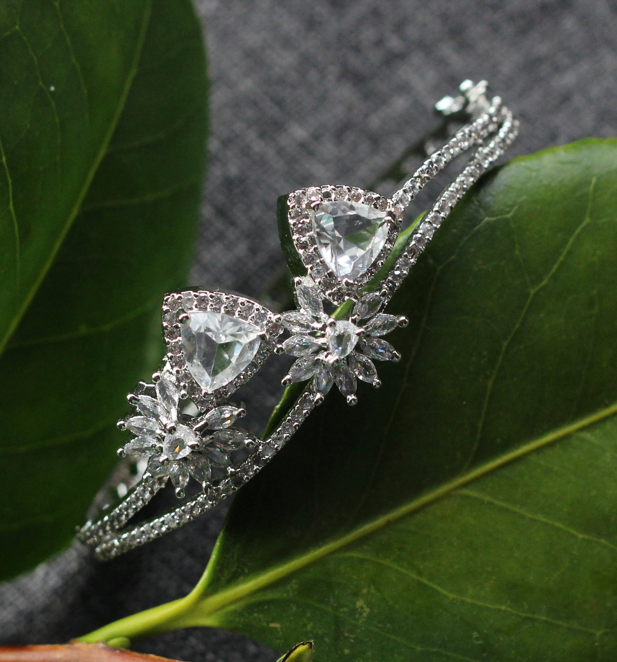 MYSTIC TWINE BRACELET