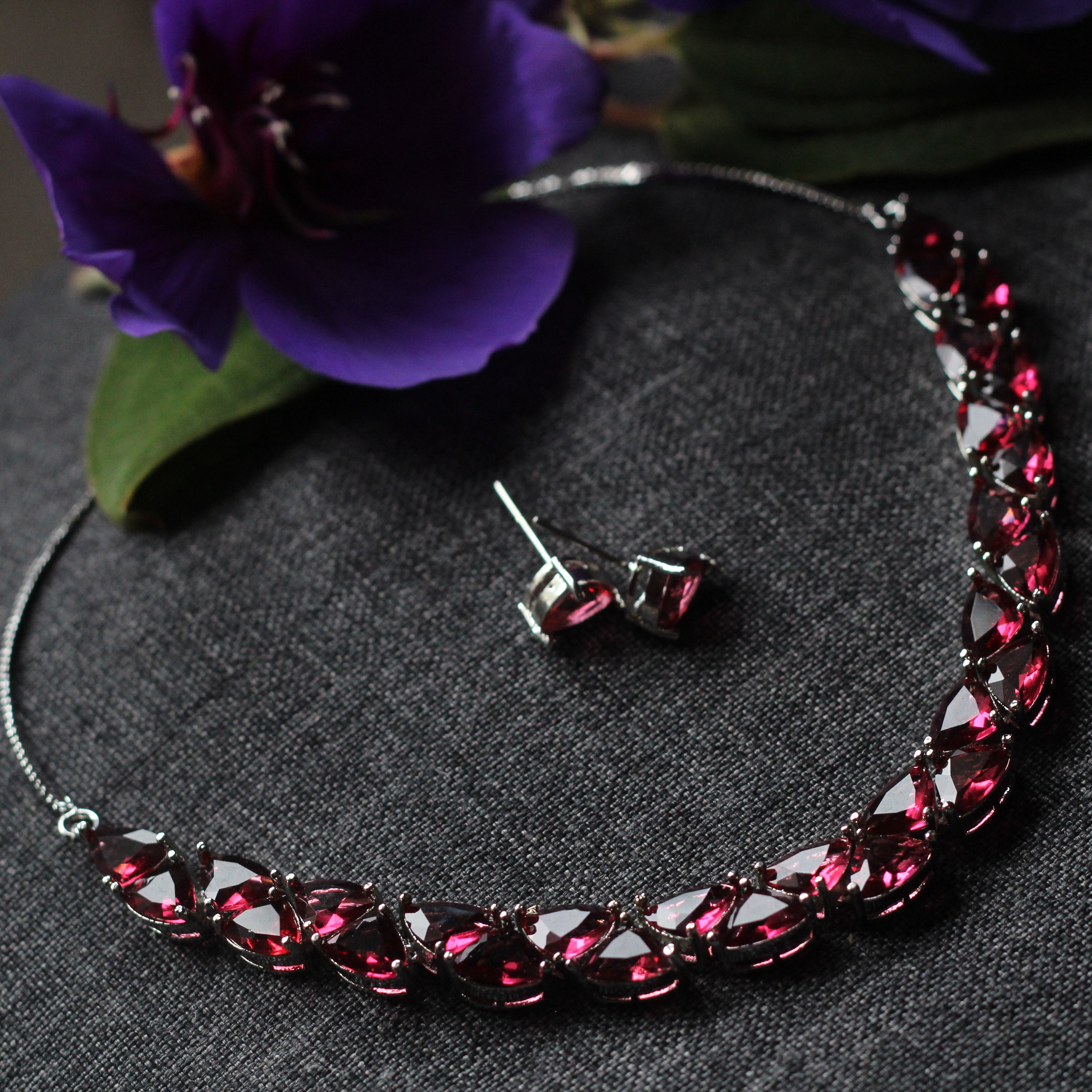 TWINKLE NECKLACE SET