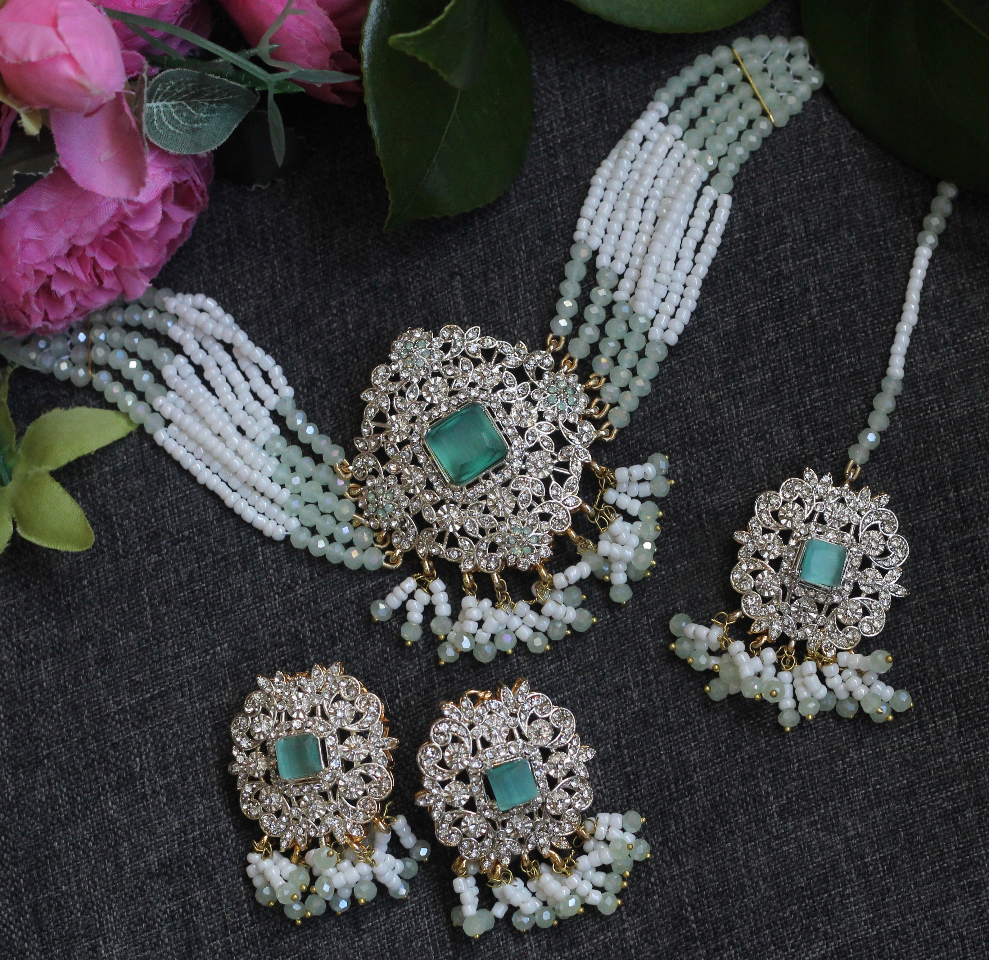 NAAZ CHOKER SET
