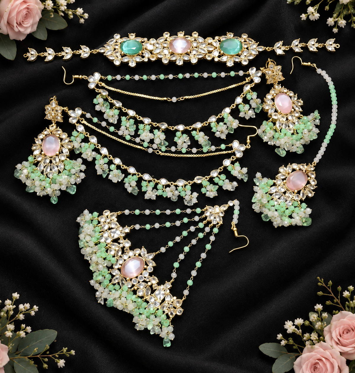 zeesat Necklace Set