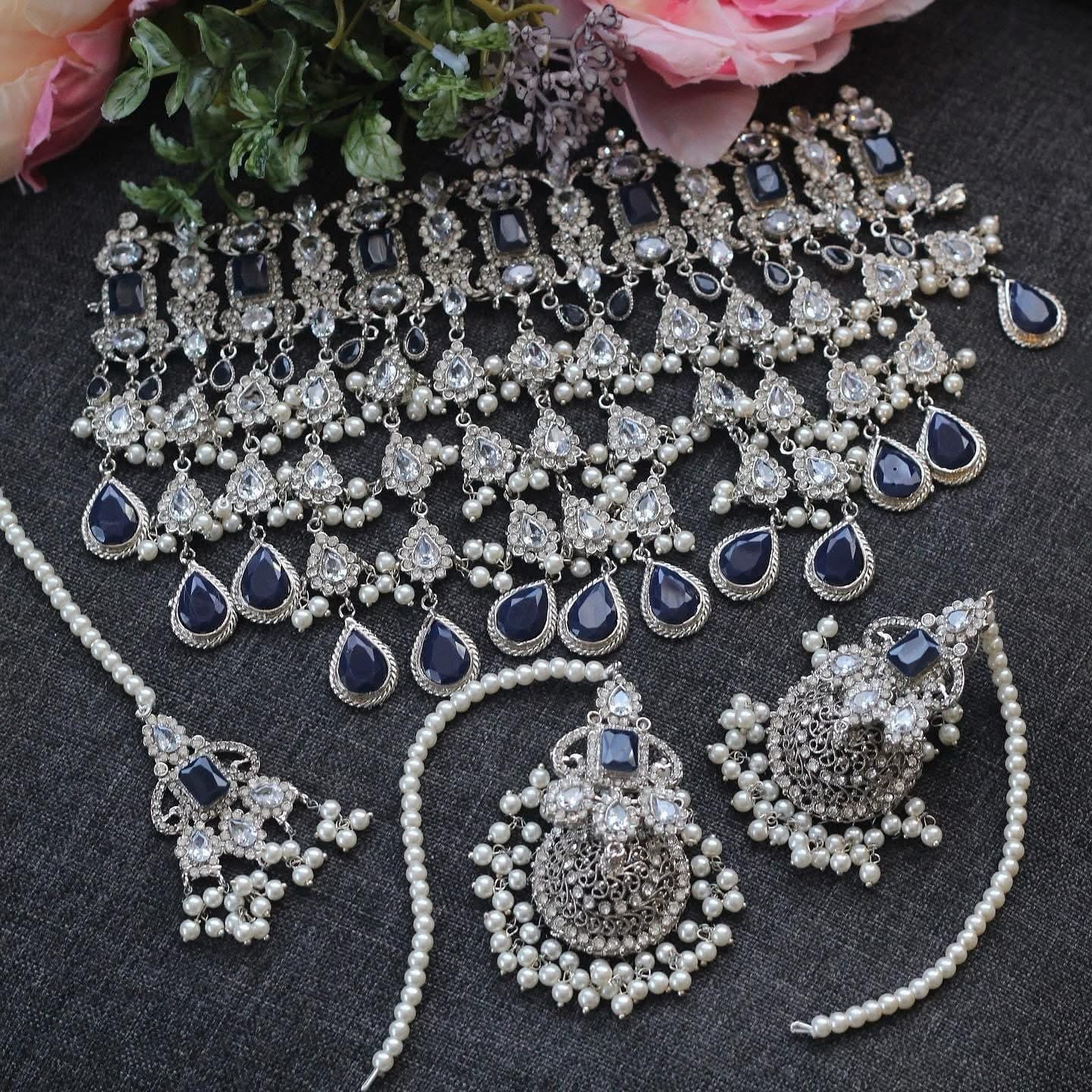 SAPPHIRE & SILVER NECKLACE SET