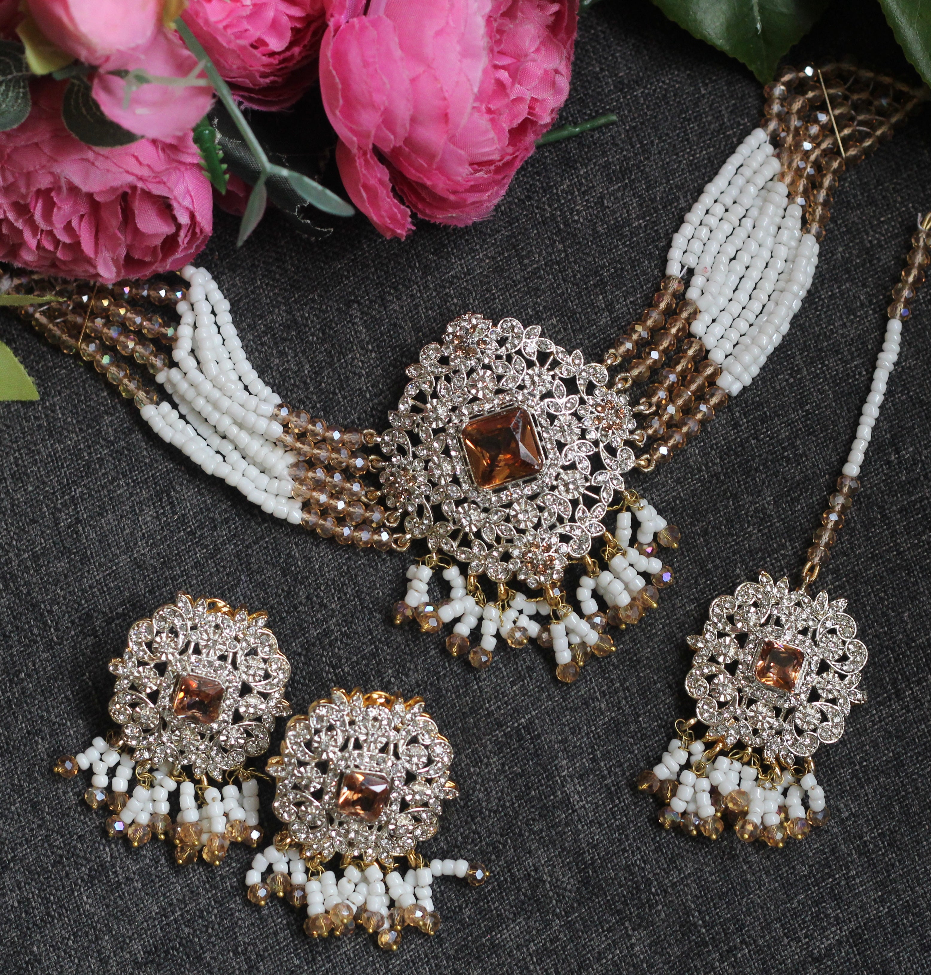 NAAZ CHOKER SET