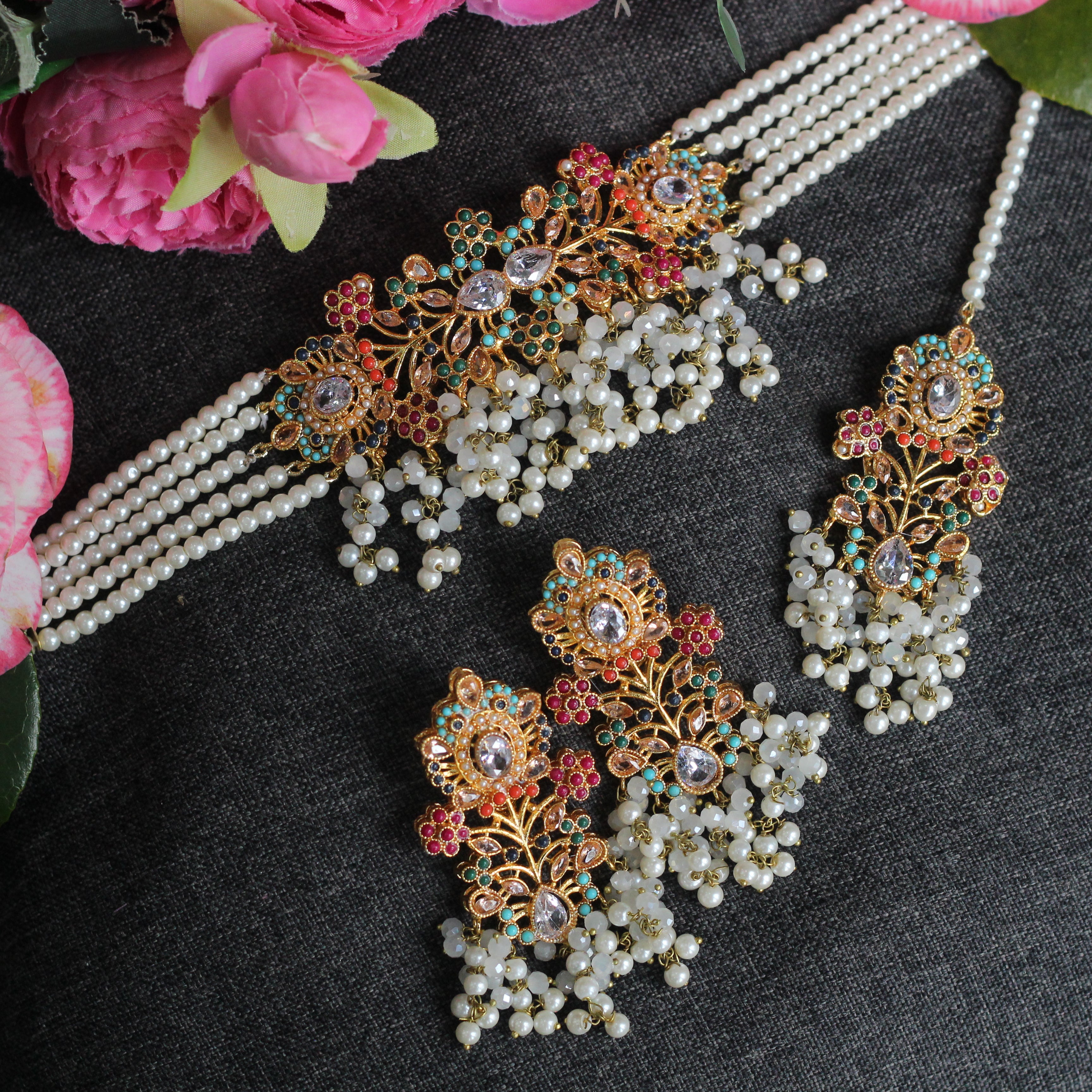 VELORA NECKLACE JEWELLERY