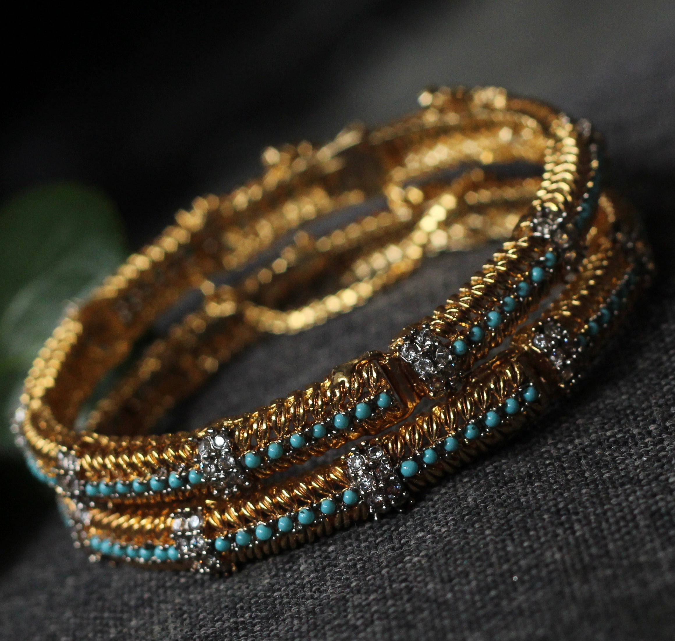 NOVA BANGLES