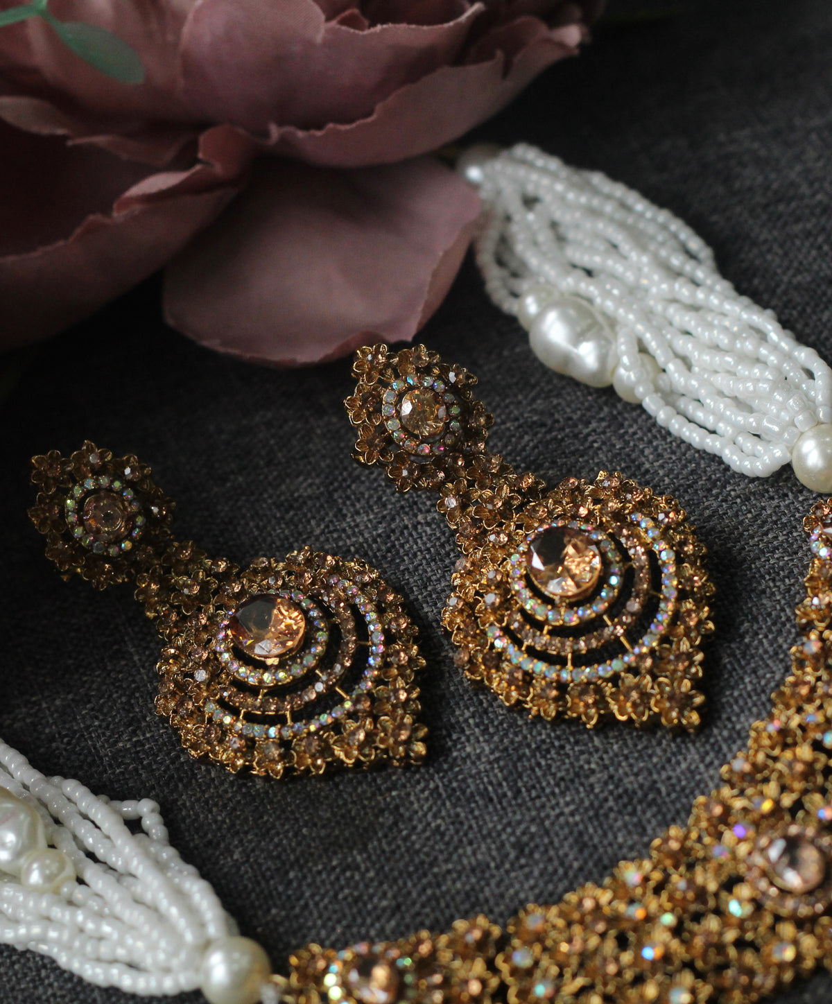 GOLD NECKLACE SET