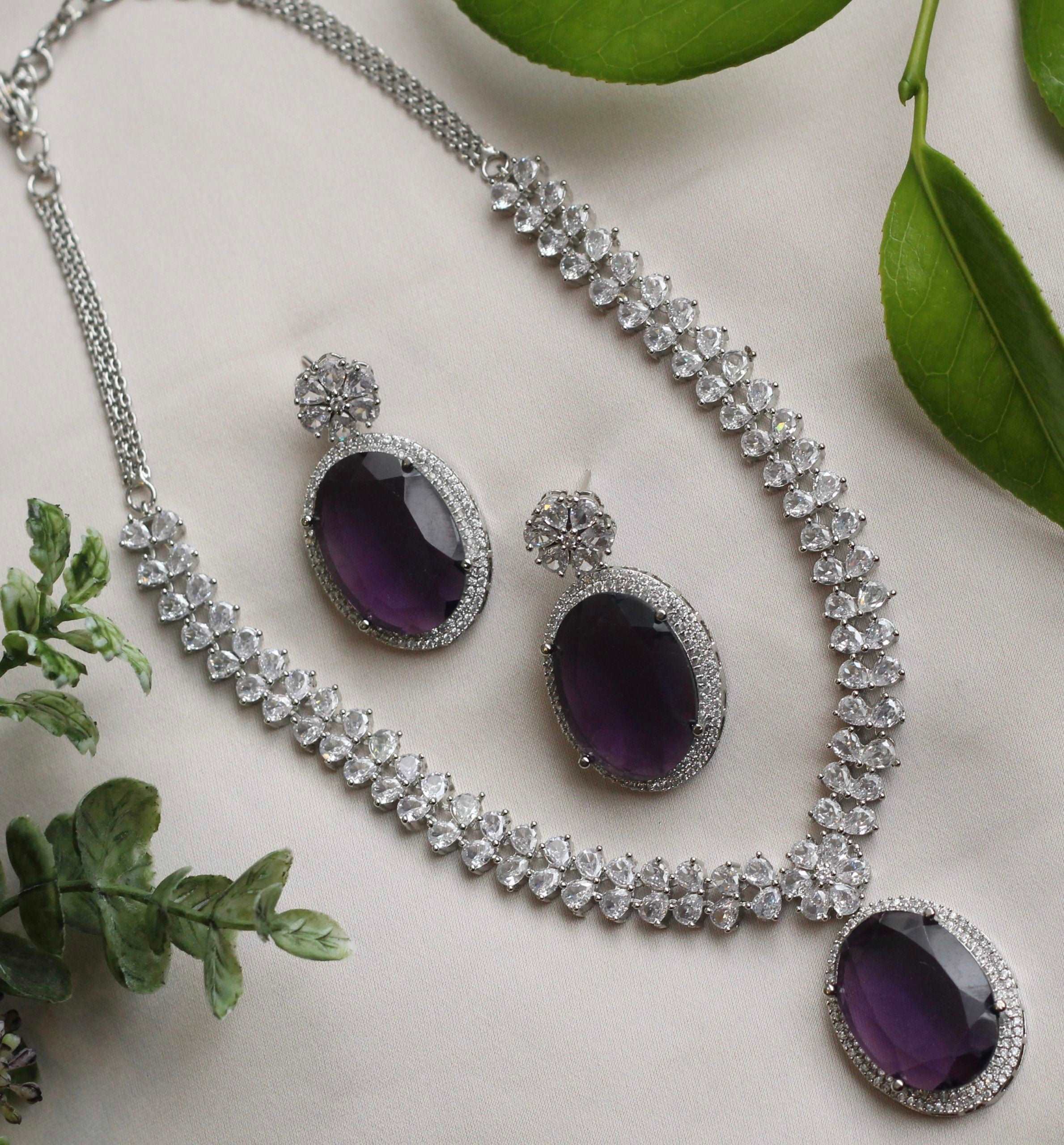 GRACE LUXURY LONG NECKLACE