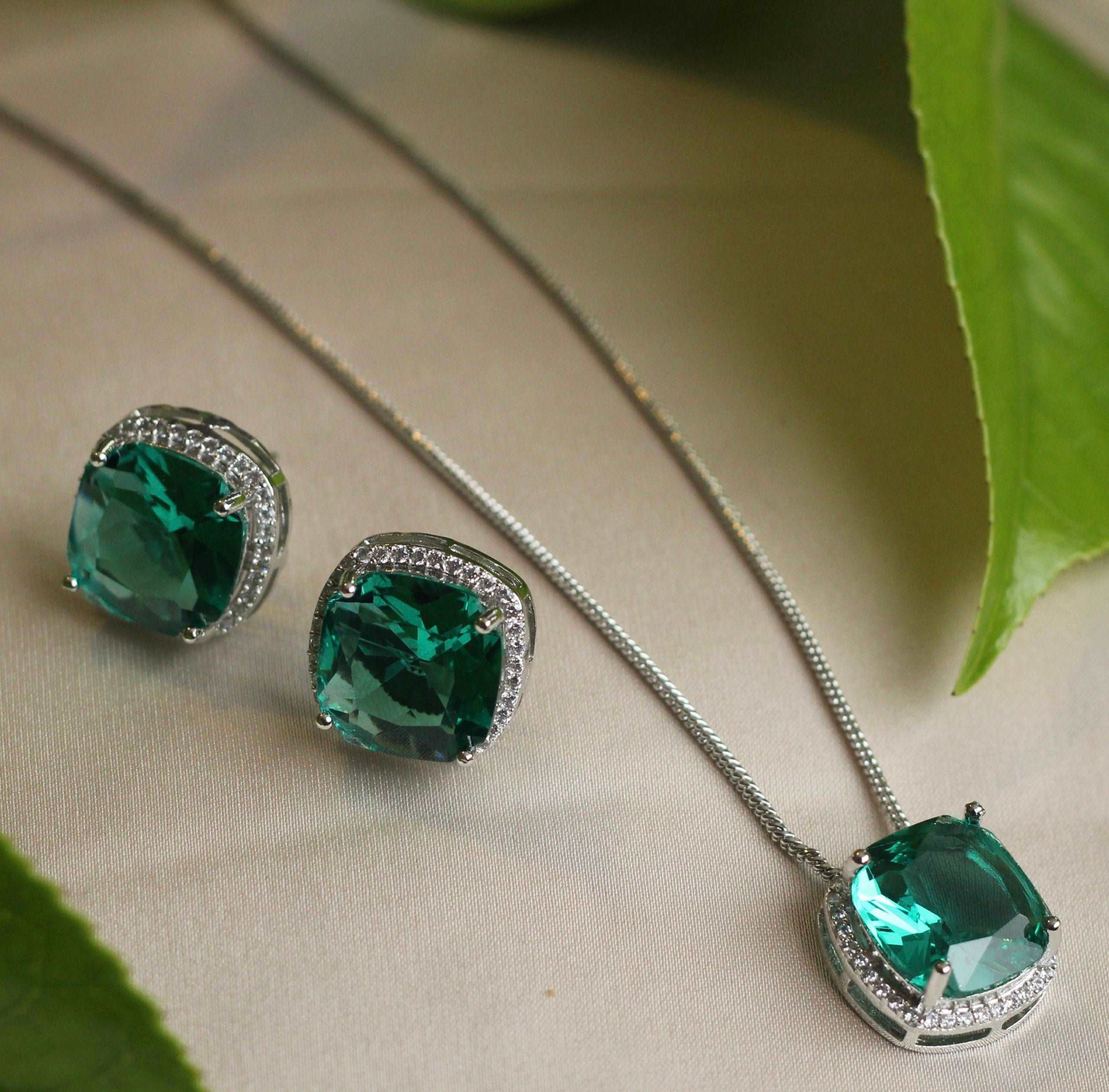 ETERNITY PENDANT SETS