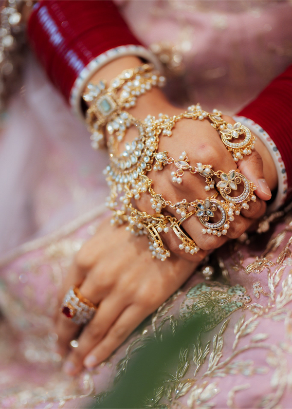 KUNDAN HATH PHOOL