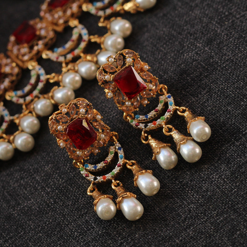 Red choker set