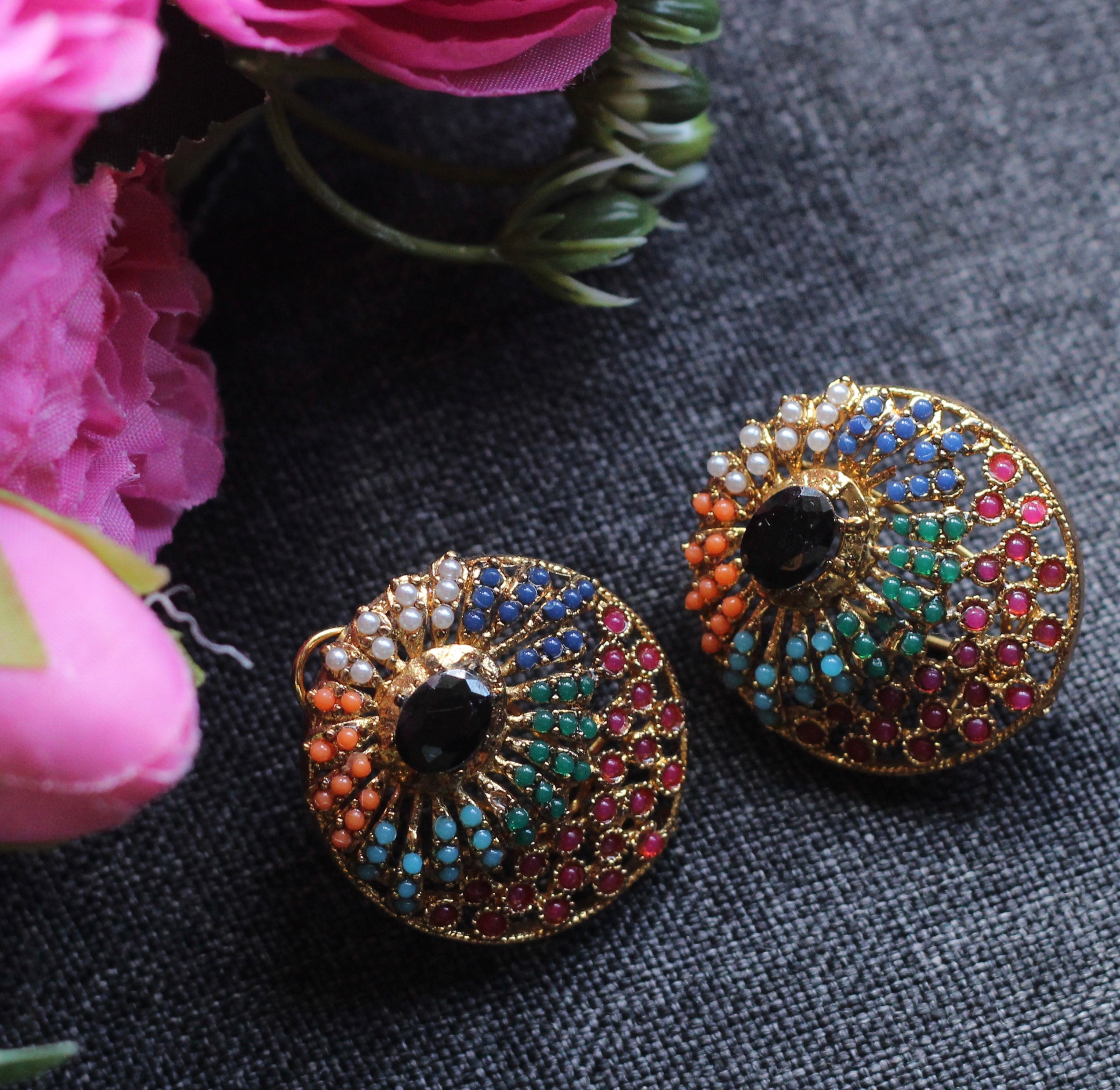 NAURATAN STUDS EARRINGS ROUND