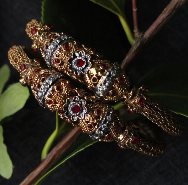 CRIMSON BANGLES