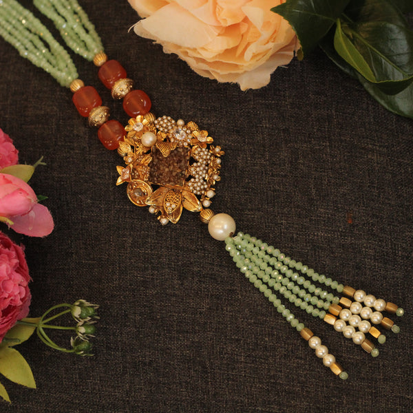 Long necklace 
