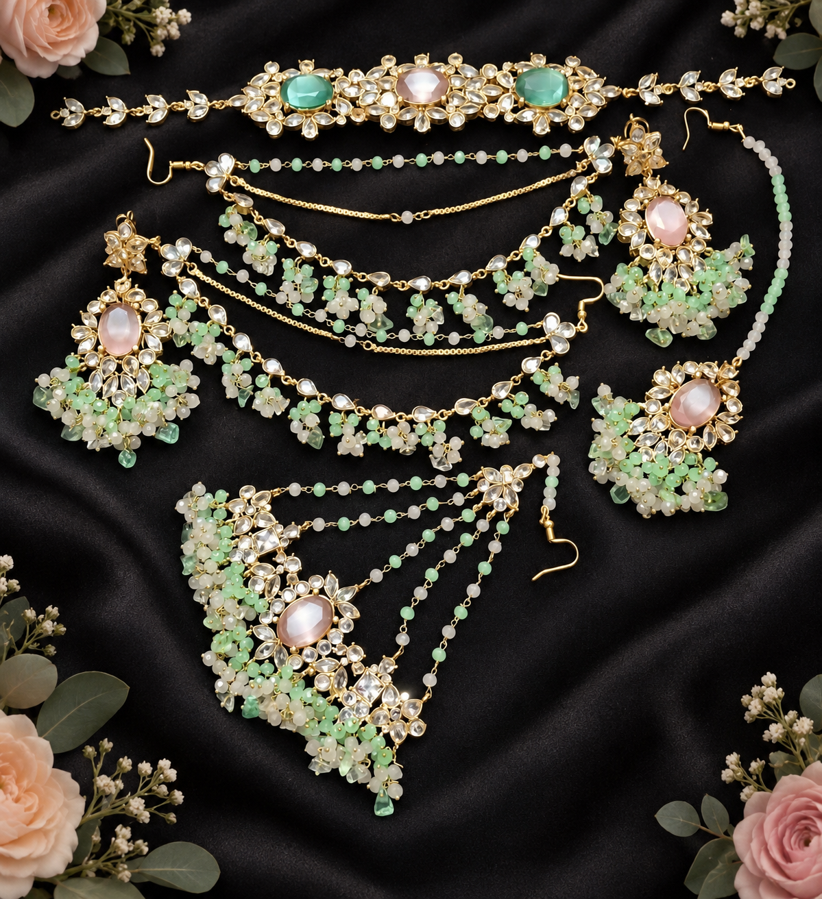 zeesat Necklace Set