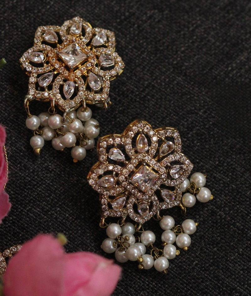 Necklace set