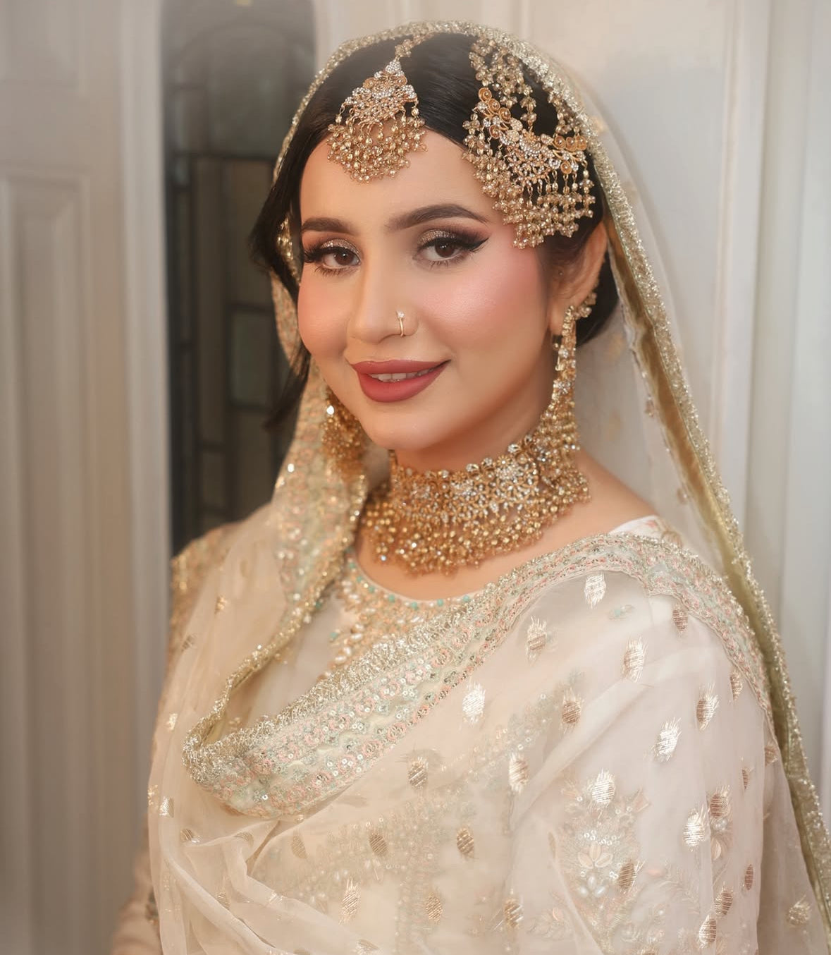 GOLD BRIDAL JEWELLERY