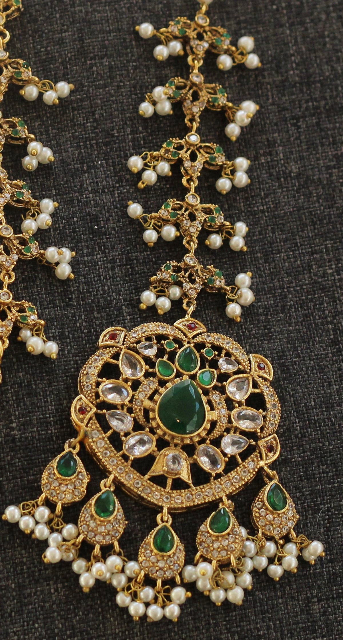 ZAIBAISH CHOKER SET GREEN