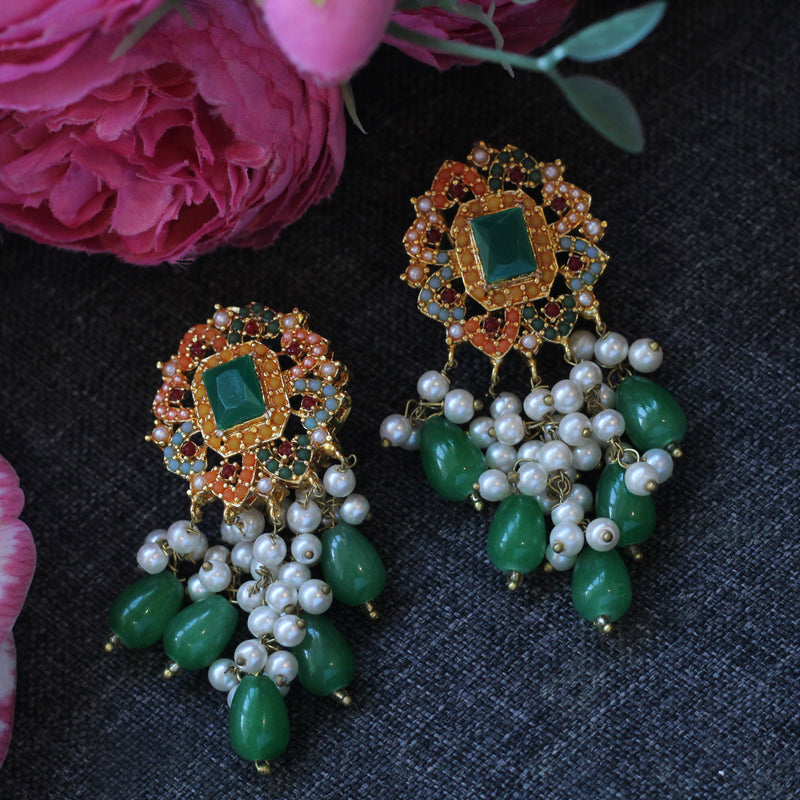 Green choker set