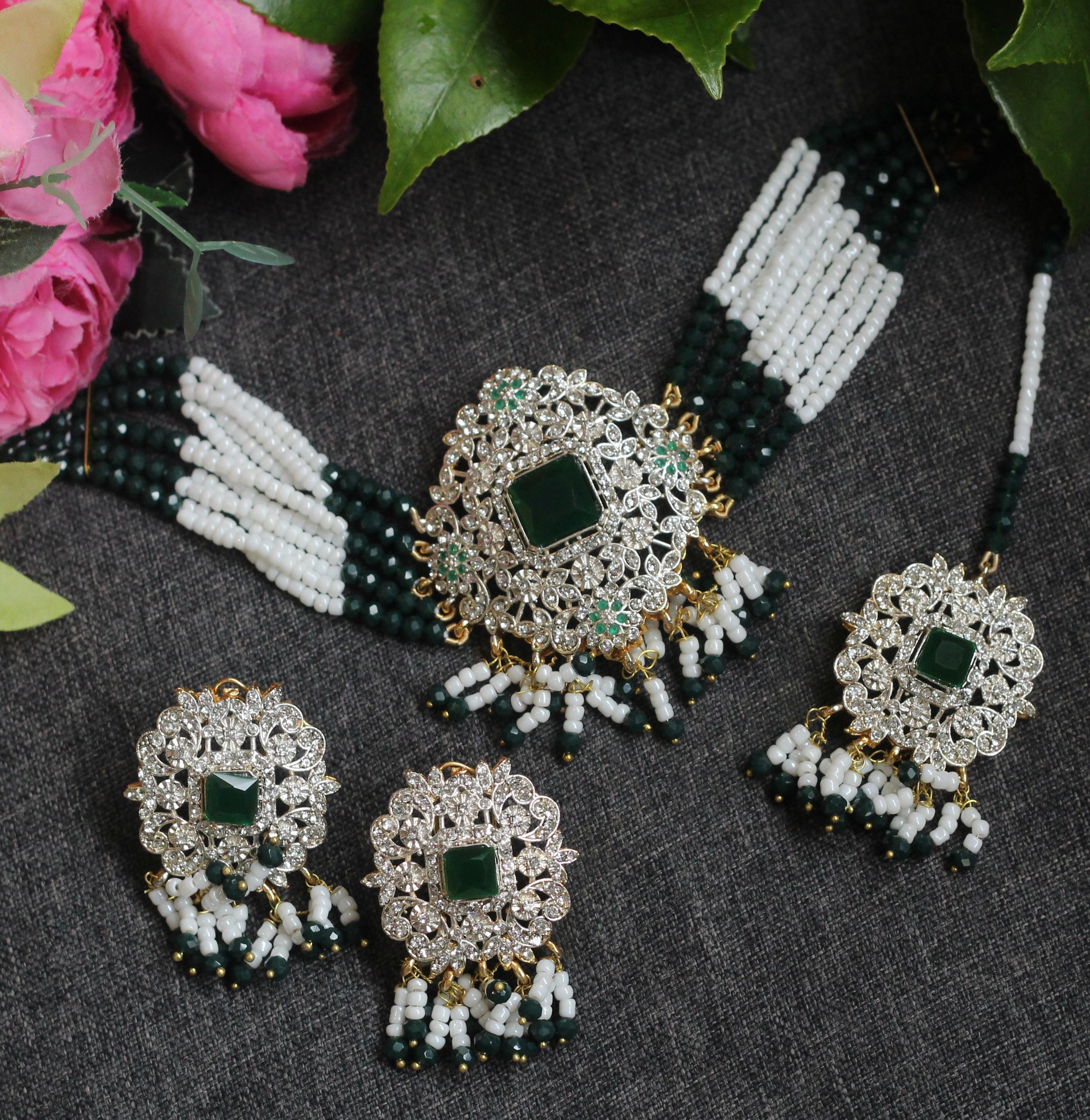 NAAZ CHOKER SET