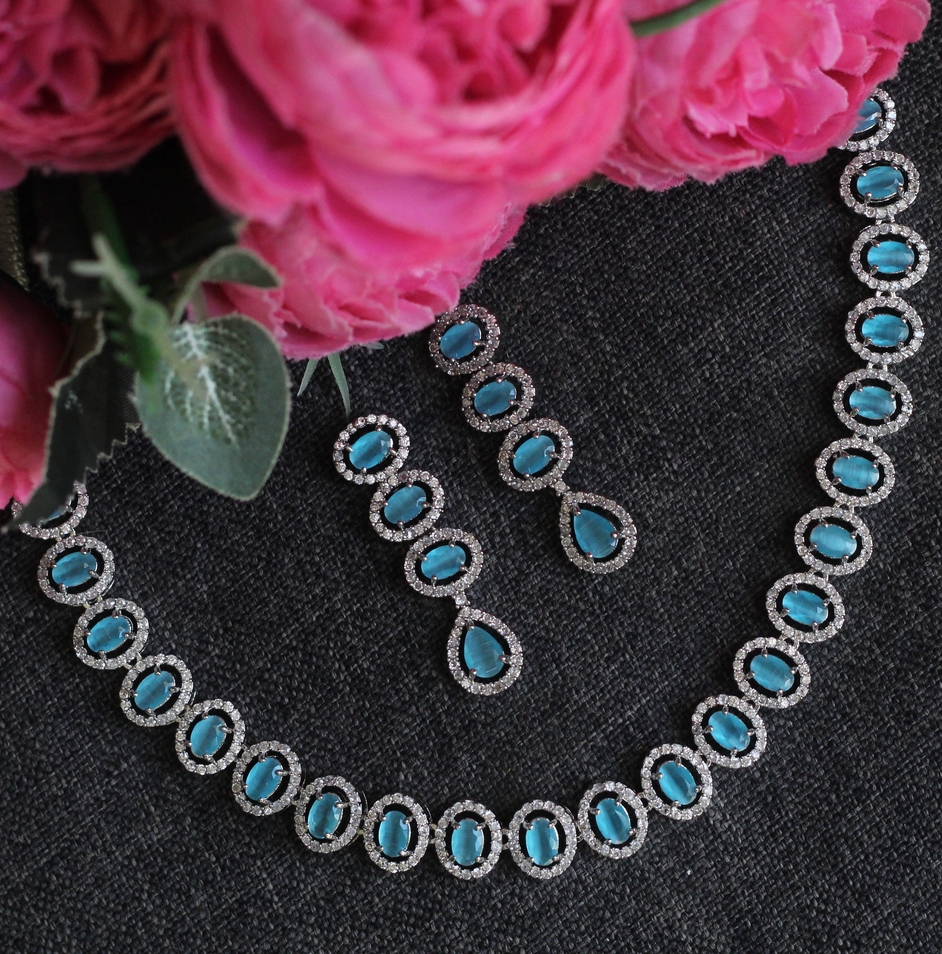 LIGHT BLUE NECKLACE SET