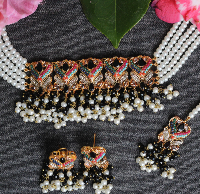 LAYLA CHOKER SET