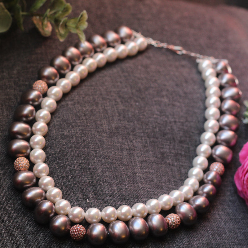 BLACK & WHITE PEARL NECKLACE SET