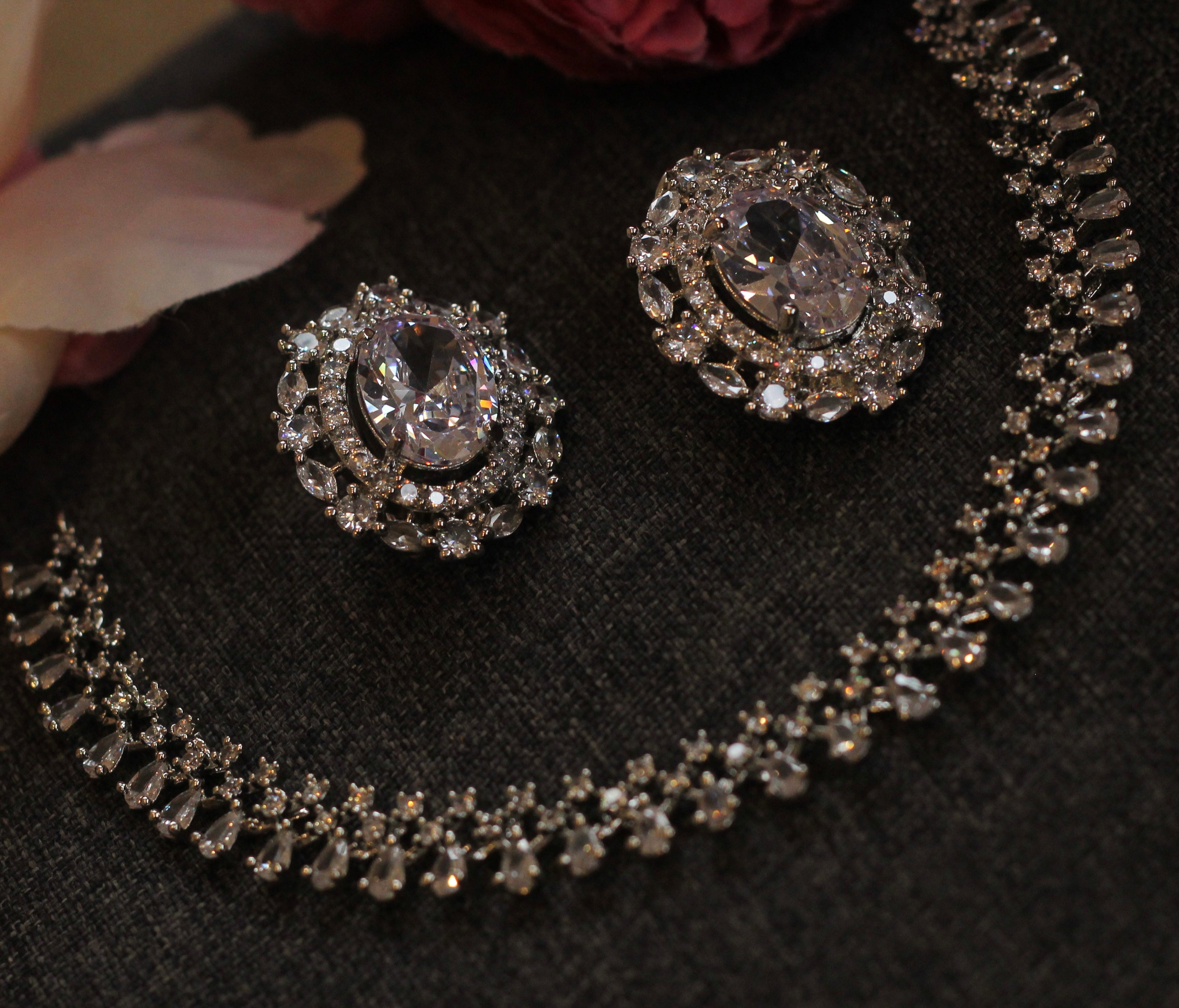 TARA ZIRCONIA SET