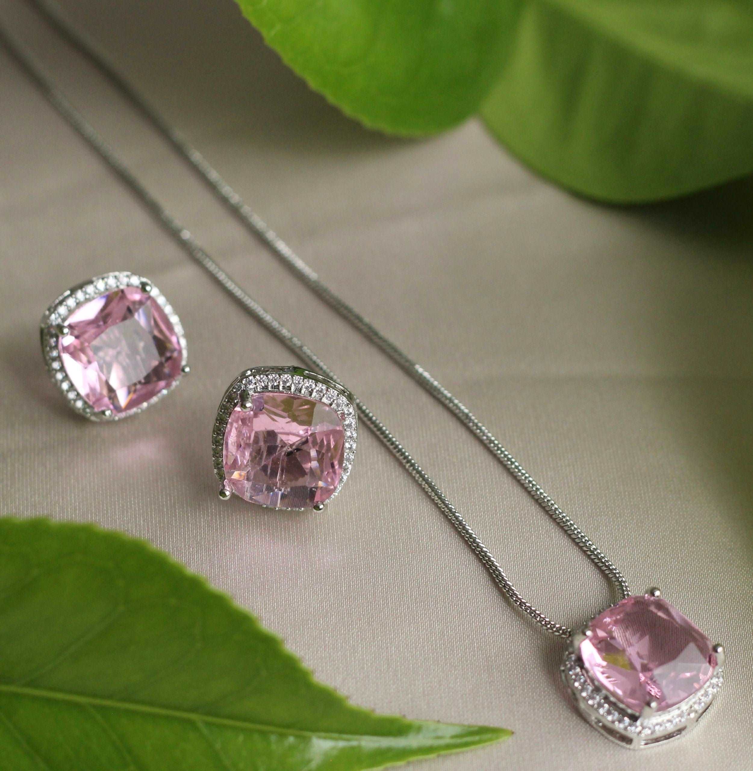 ETERNITY PENDANT SETS