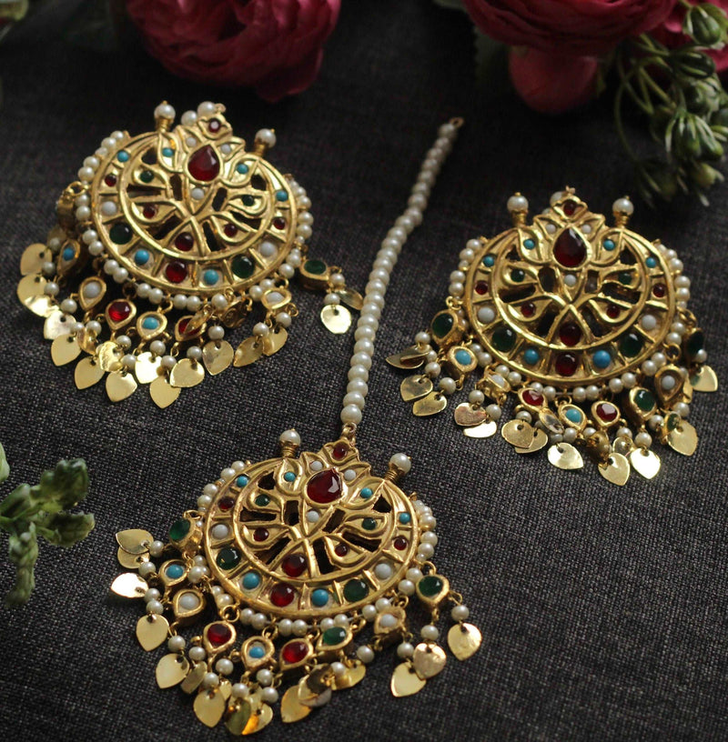 GOLD LEAF EARRINGS & TIKKA