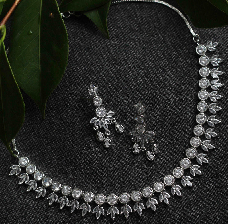 SOPHIE ZIRCON NECKLACE SET