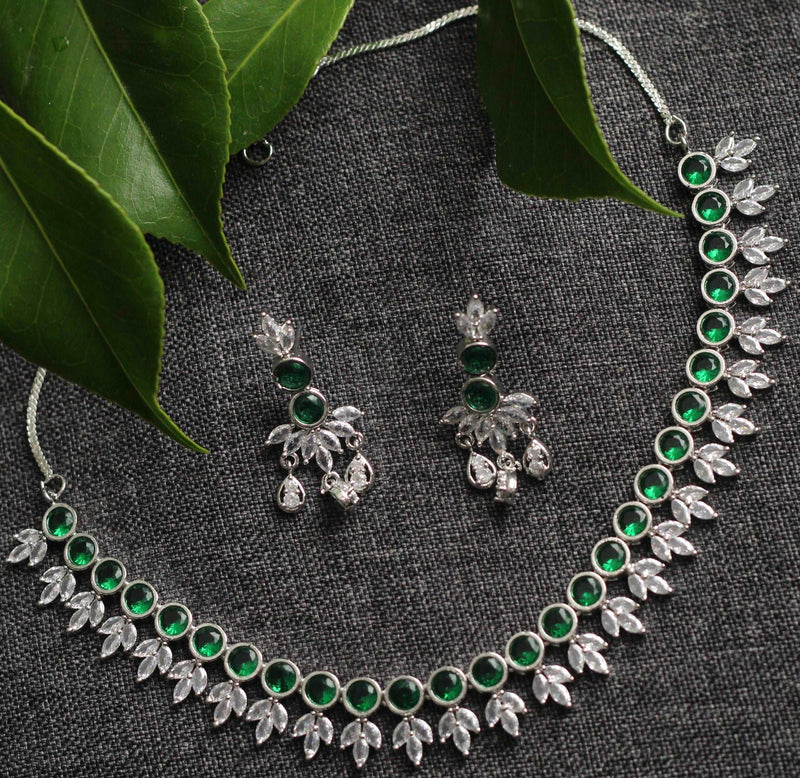 SOPHIE ZIRCON NECKLACE SET